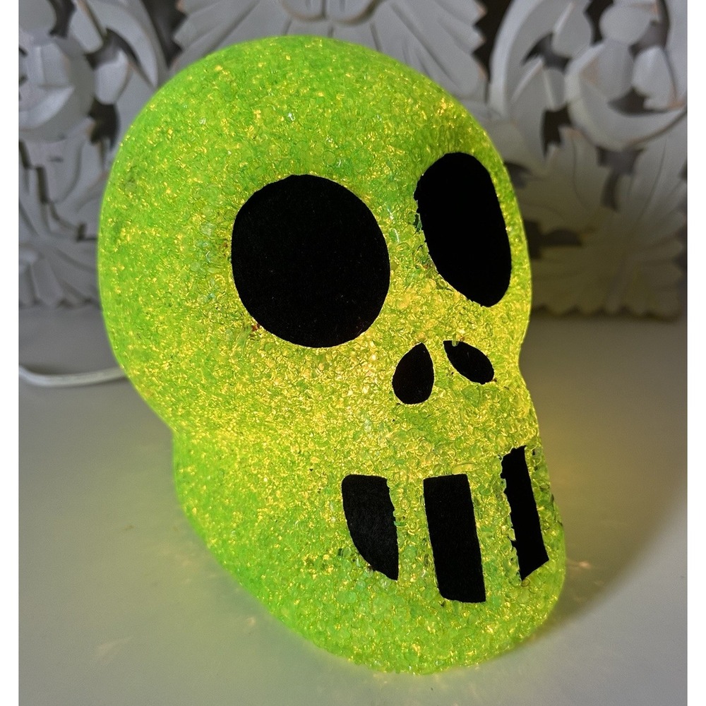 Halloween Green Skull Light Up Melted Plastic Popcorn Blow Mold Skeleton Lamp
